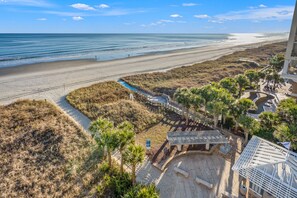 On the beach - Luxury Oceanfront Corner Condo-Panoramic Views, Pool, Hot Tub & Walk to Main Street (North Myrtle Beach)