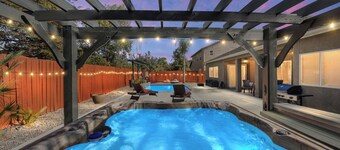 Luxury Escape on Mondego Dr – Pool, Spa & Pool Table