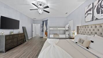 6 habitaciones, tabla de planchar con plancha, wifi y ropa de cama