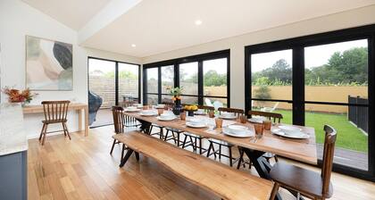 La Dolce Villa - acerage with a pool.