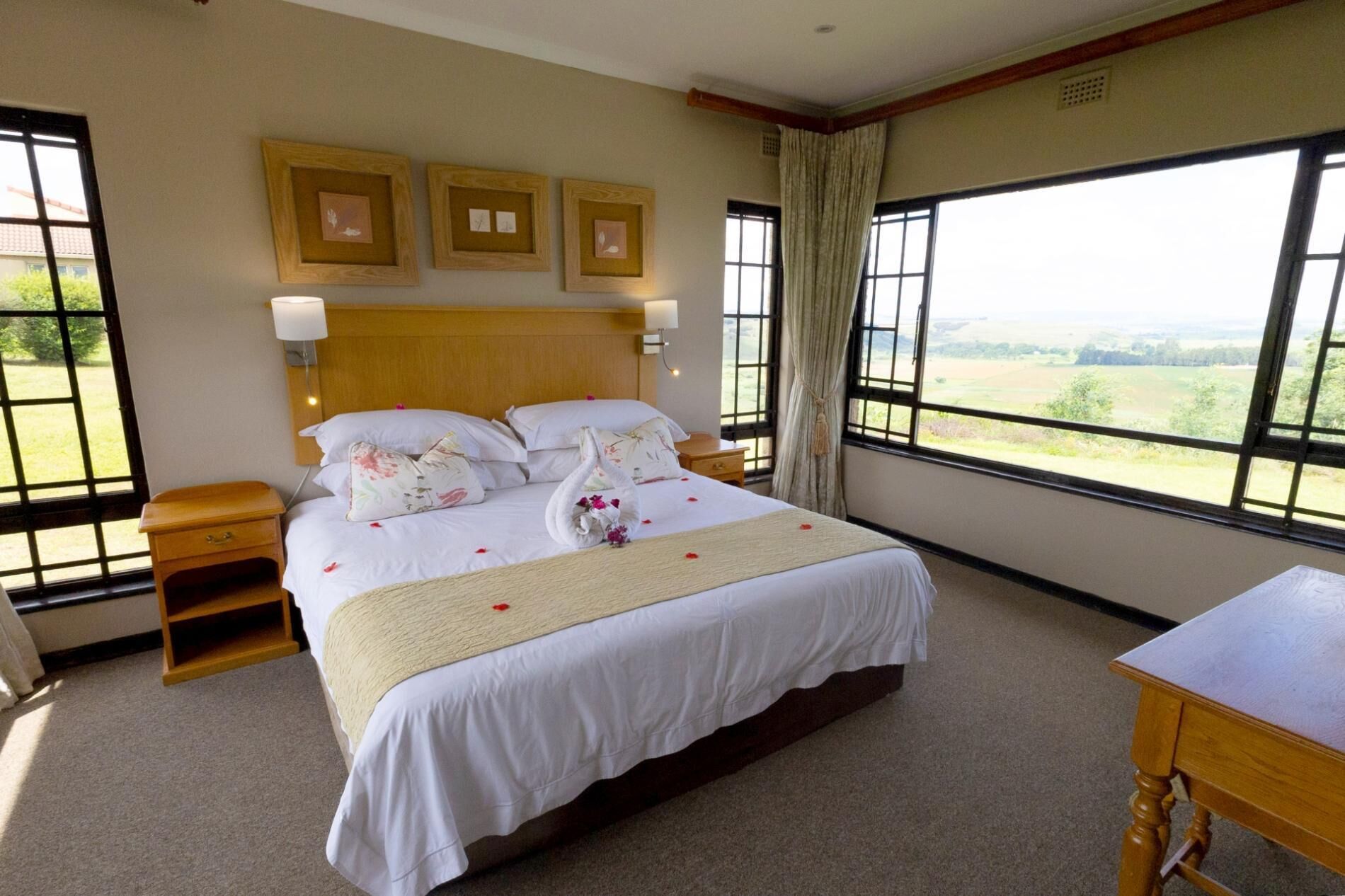 4 室のベッドルーム、アイロン / アイロン台、WiFi