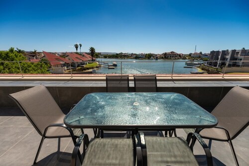Stylish Stay | Balcony | Marina View