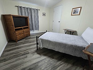 3 室のベッドルーム、WiFi、ベッドシーツ