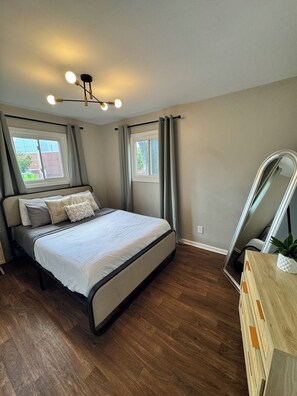 3 dormitorios, tabla de planchar con plancha, wifi y ropa de cama