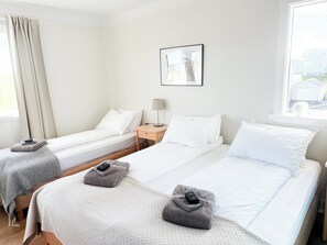 Room - Stykkisholmur Inn (Stykkisholmur)