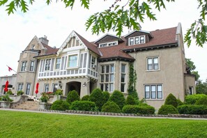 View from property - The Trinity Resort - Scenery (Pembroke)