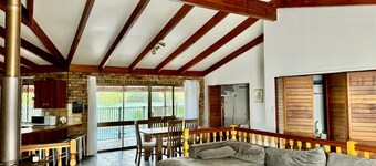 Cosy mountain hideaway