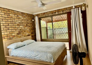 5 makuuhuonetta, Wi-Fi, vuodevaatteet