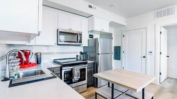 Microwave, oven, stovetop, dishwasher