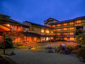 Exterior - Awara Onsen Minoya Taiheikaku (Awara)