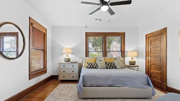 2 bedrooms, iron/ironing board, WiFi (free), bed sheets