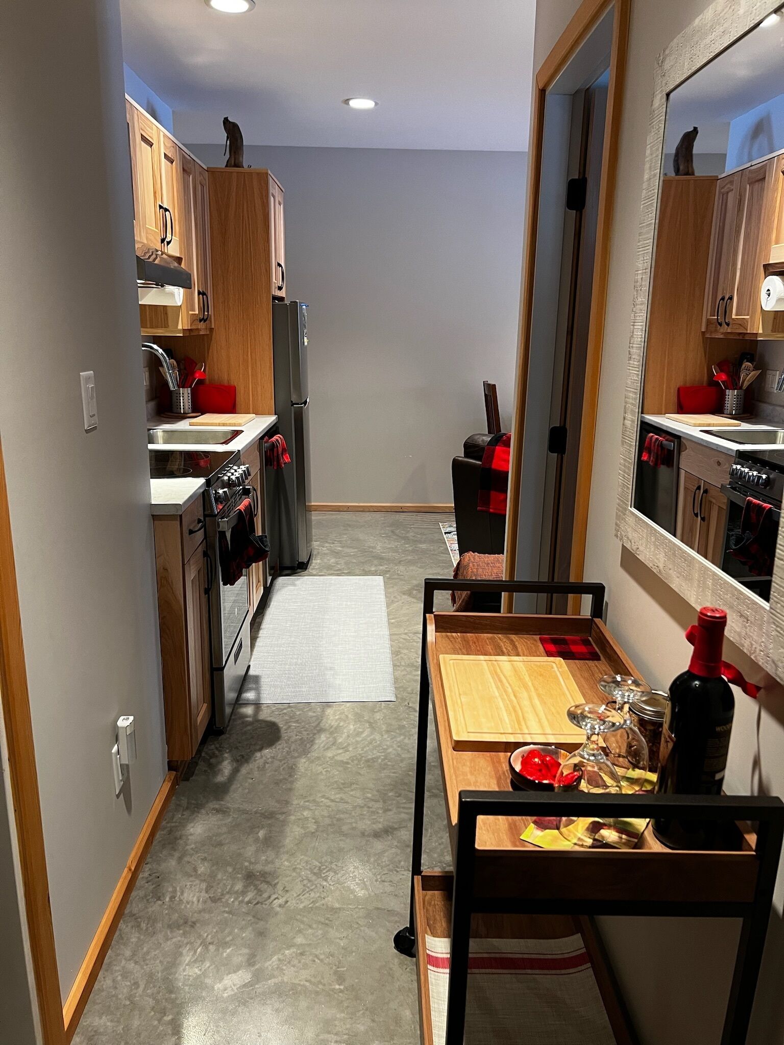 Mikroaaltouuni, uuni, liesi, astianpesukone