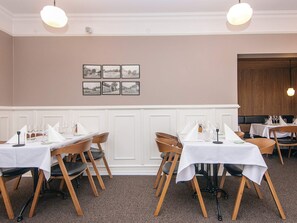 Interior - Romantic 2 Person Holiday Home in Give (Give)