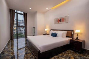 Royal Suite, 2 Bedrooms (2 King Beds) | Pemandangan dari bilik