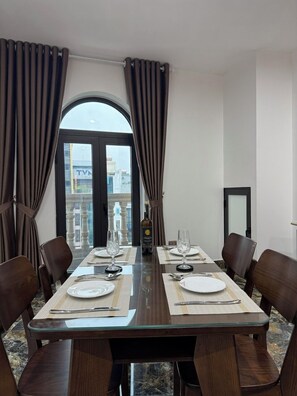 Essbereich im Zimmer