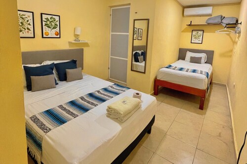 Isla Mujeres private Apartment w Kitchen