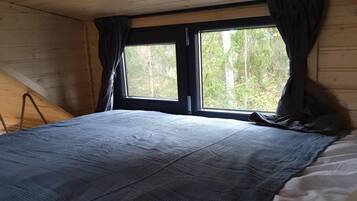 1 habitación y ropa de cama