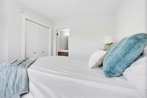 3 bedrooms, WiFi, bed sheets