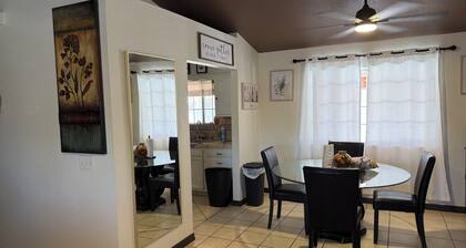 Cozy Home in The Heart of Town