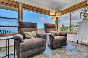 Interior - Breathtaking Lake Views | Nearby Stagecoach Lift (Stateline)