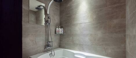 Bañera de hidromasaje privada