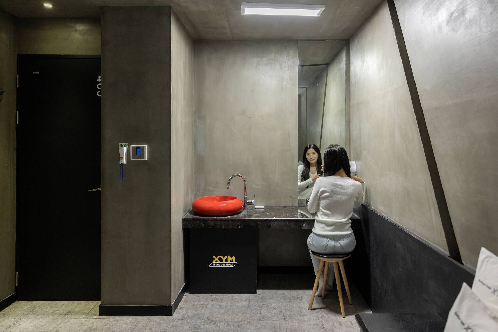 Standard | Hypo-allergenic bedding, individually decorated, desk, blackout curtains