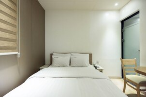 Roupas de cama antialérgicas, individualmente decorados, escrivaninha