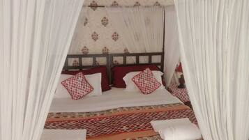 Luxury Tent, Garden View | Desk, laptop workspace