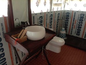 Luxury Tent, Garden View | Bathroom
