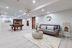 تلفزيون ذكي، مشغل دي في دي