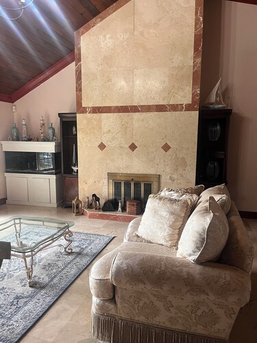 Charming bed & breakfast in  Lauderhill.