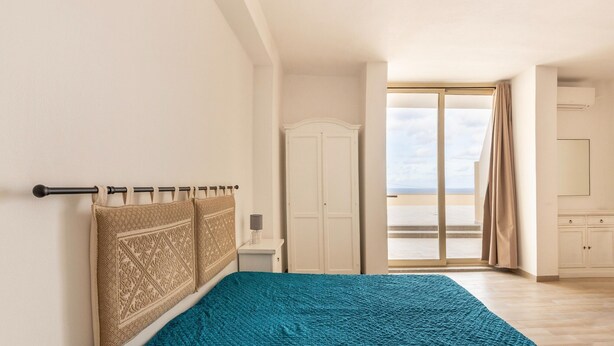 Unclassified image, 1 of 27, button - Aria Condizionata e Terrazza Vista Mare (Castelsardo)