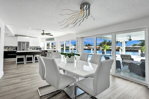 Dining - Ocean Breeze Waterfront Villa • The Best View & Heated Pool on Canal (Pompano Beach)