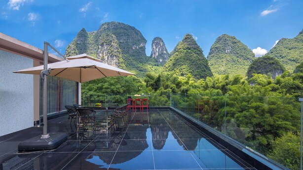Exterior detail - Riverside Bamboo Frest Hotel (Guilin)