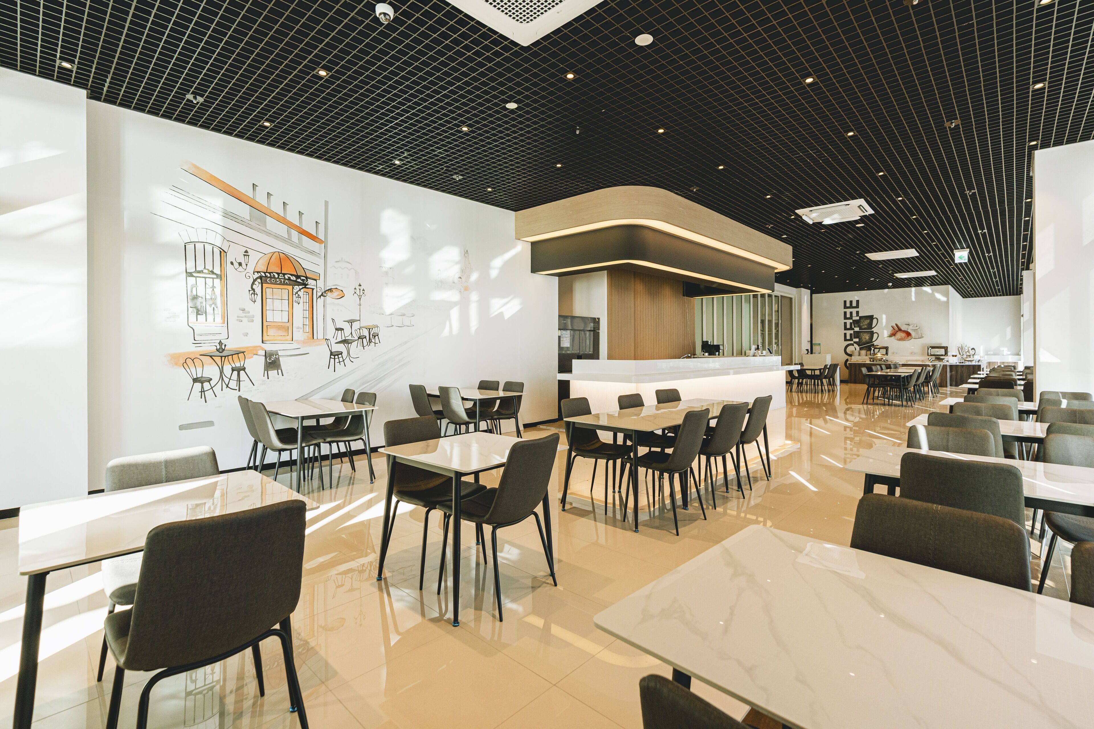 Daily buffet breakfast (KRW 20000 per person)