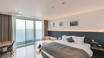 Deluxe Double (Ocean View)