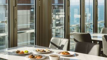 매일 뷔페 아침 식사(1인당 KRW 20000)