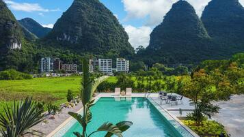 Seasonal outdoor pool