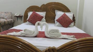 Deluxe Double Room, Balcony, Hill View | Free WiFi