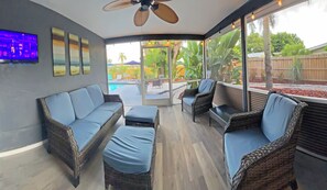 Interior - White bird of Paradise ,,,, Welcome to this boutique house in gulf gate. (Sarasota)