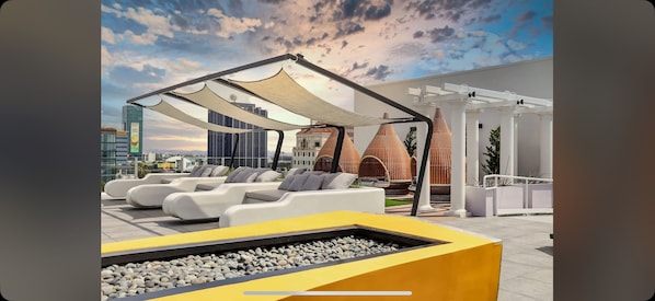 المنطقة المحيطة بالمنشأة