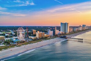Beach - 2 Mi to Boardwalk! Coastal Carolina Beach Hideaway (Carolina Beach)