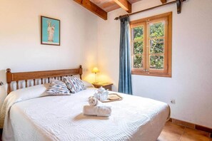4 bedrooms, iron/ironing board, free WiFi, bed sheets - Villa Rosa (Pollença)