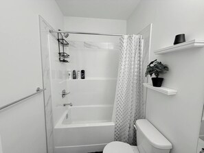 Hair dryer, towels, soap, toilet paper - Clean, Cozy, Comfy & Modern (Calgary)
