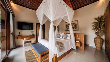 In-room safe, desk, laptop workspace, blackout curtains