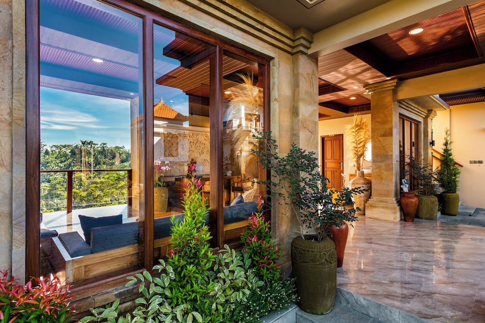 Ellena Hilltop Resort Ubud by Dhananjaya Hospitality