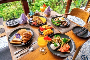 Sängtillbehör av högsta kvalitet, bäddmadrasser och minibar