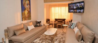Abdelmoumen Family Haven – Crib & Comfort