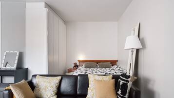 Blackout drapes, iron/ironing board, free WiFi