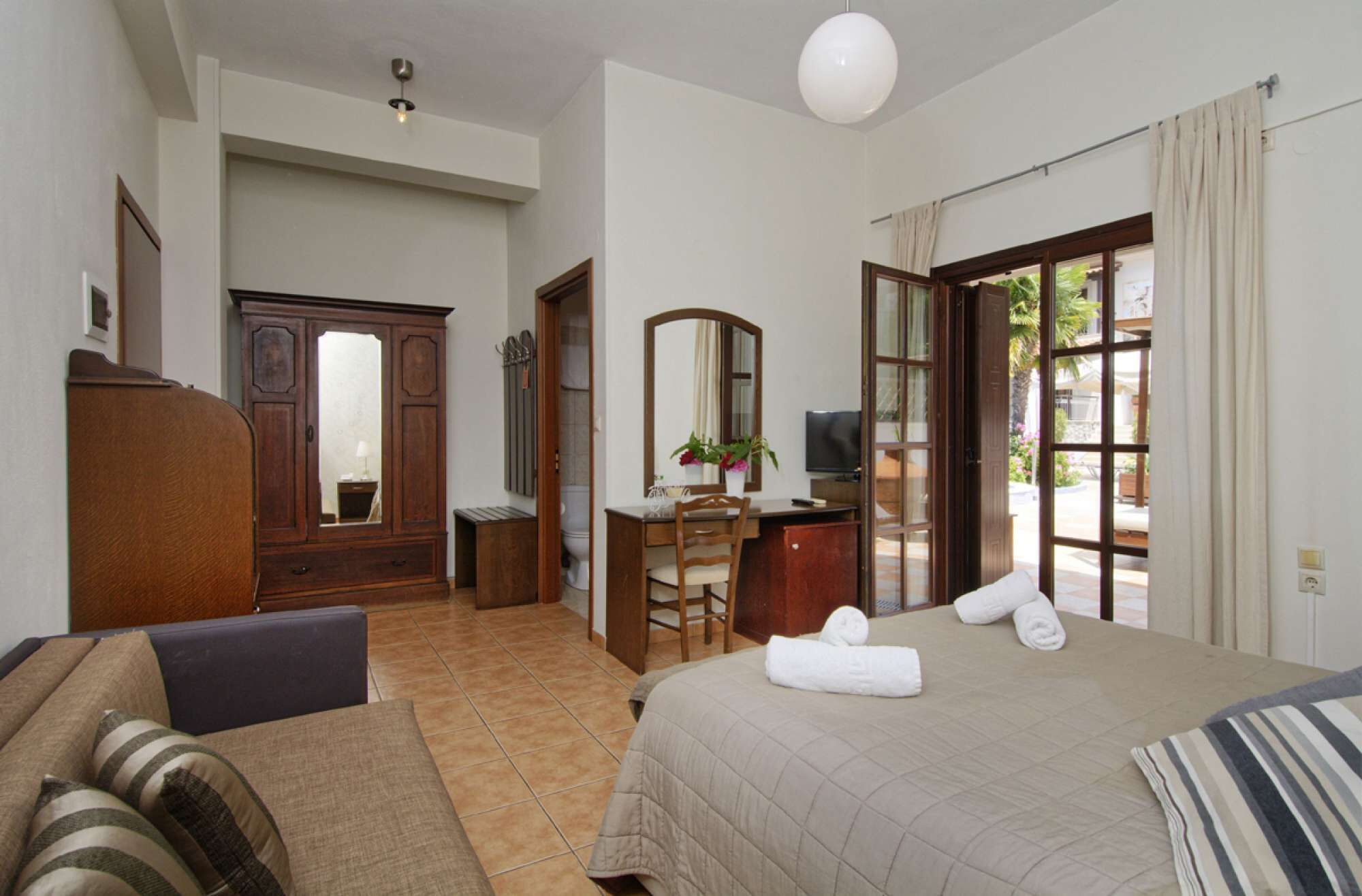 Wi-Fi, vuodevaatteet, pääsy pyörätuolilla